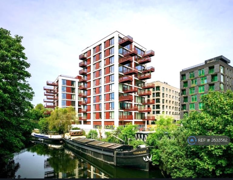1 bedroom flat in Hollandbury House, London, TW8 (1 bed) (#2633562)