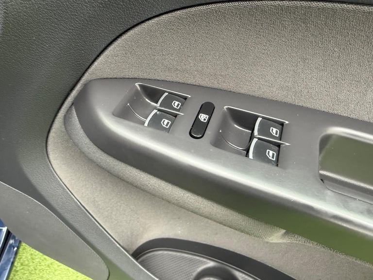 2024 Volkswagen Touran 1.4 TSI BlueMotion Tech SEL MPV 5dr Petrol DSG Euro 6 (s/s) (150 ps) PETRO...