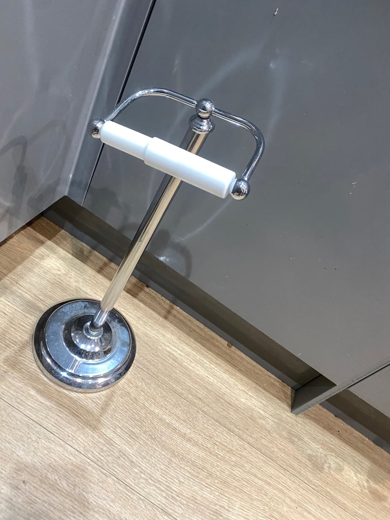 image for Toilet roll holder - £3 (Wallisdown)