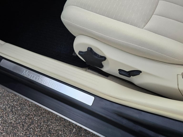 2006 Mercedes-Benz C Class 1.8 C180 Kompressor Elegance SE 4dr SALOON Petrol Automatic