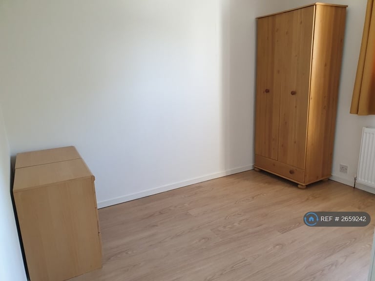 3 bedroom house in Mortonhall Park View, Edinburgh, EH17 (3 bed) (#2659242)