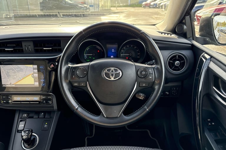 2018 Toyota Auris 1.8 Hybrid Design TSS 5dr CVT (Nav) Hatchback Hybrid Automatic