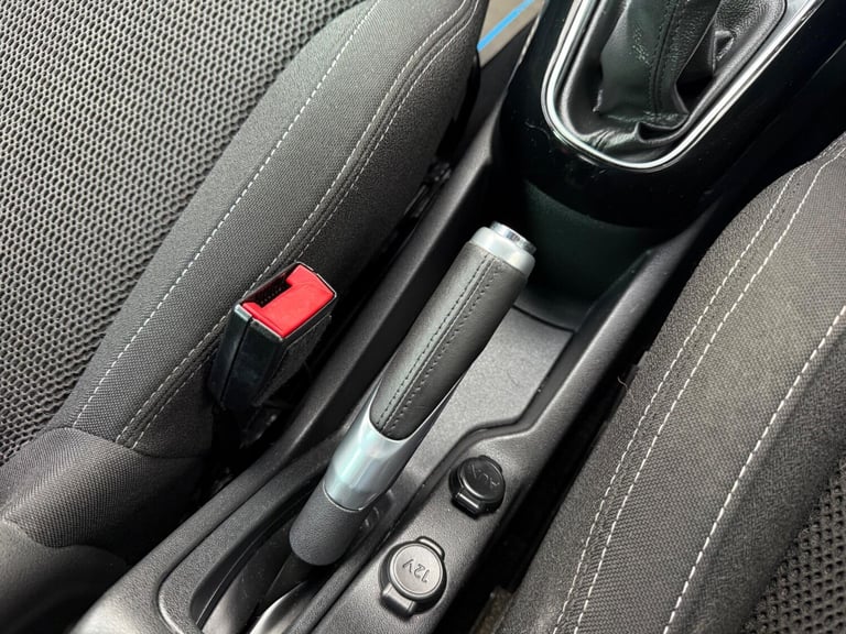 2015 DS Automobiles DS 3 1.2 PureTech DStyle Euro 6 (s/s) 3dr HATCHBACK Petrol Manual