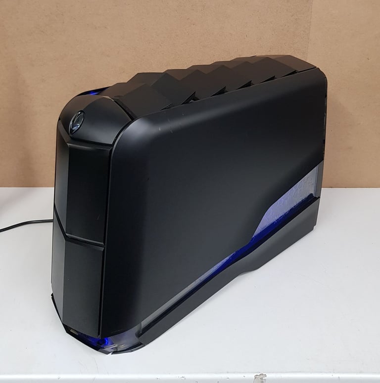 Dell Alienware Gaming PC Computer, intel core i7, 32GB RAM, 500GB SSD+2TB HDD, 4GB Graphics,Wind.11
