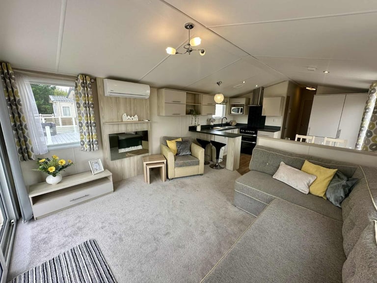 Static Caravan - Holiday Home Ownership at Hoburne Park FREE 2026 Pitch Fees