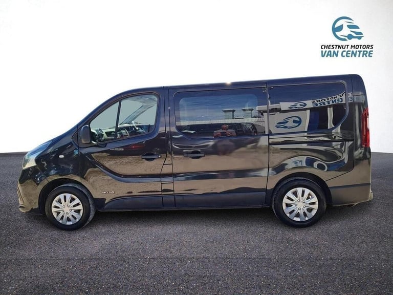 Renault Trafic Vauxhall Vivaro WAV Wheelchair Access Vehicle L1H1 2016 No VAT