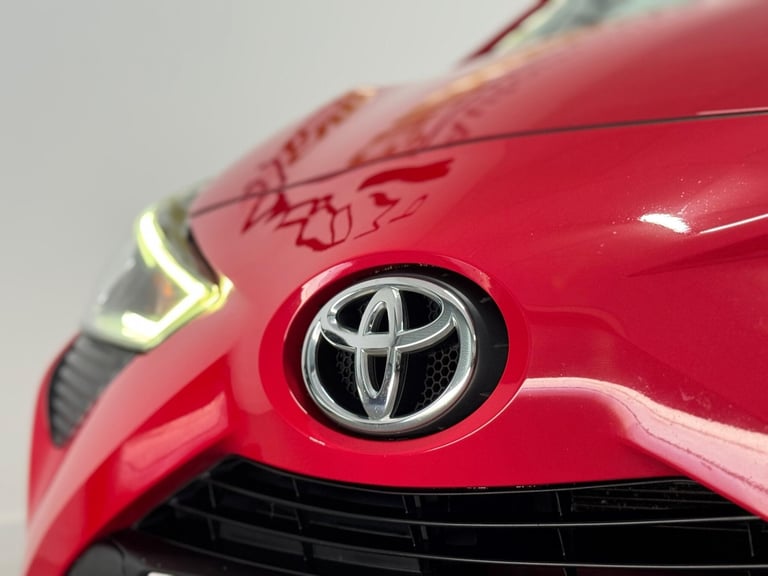 2019 Toyota AYGO 1.0 VVT-i x-play Euro 6 5dr HATCHBACK Petrol Manual