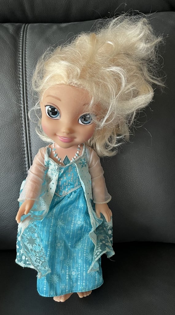 image for Elsa from Frozen Singing Doll