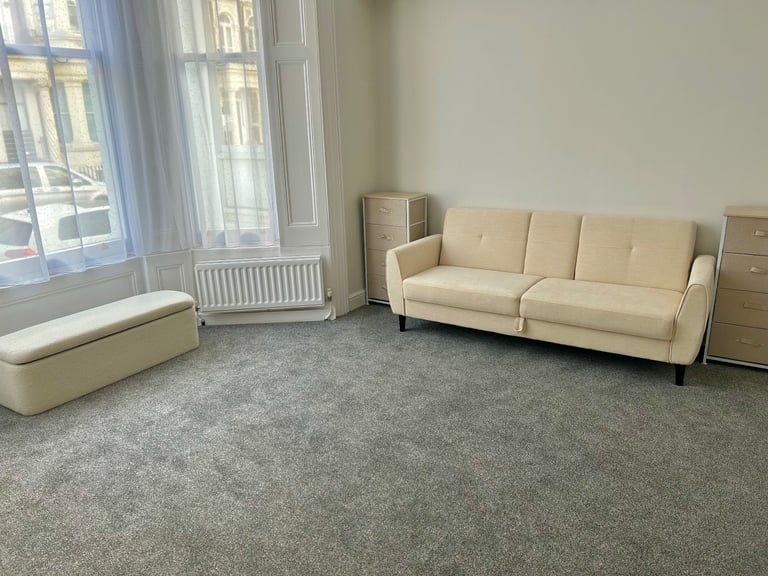 Studio flat swap in London