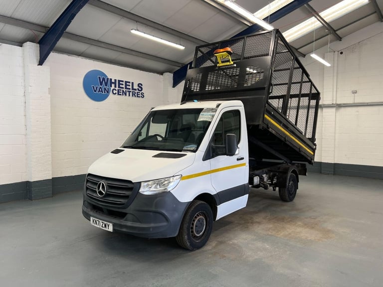 2021 Mercedes-Benz Sprinter 2.0 315 CDI Progressive RWD L2 Euro 6 (s/s) 2dr Tipper Diesel Manual