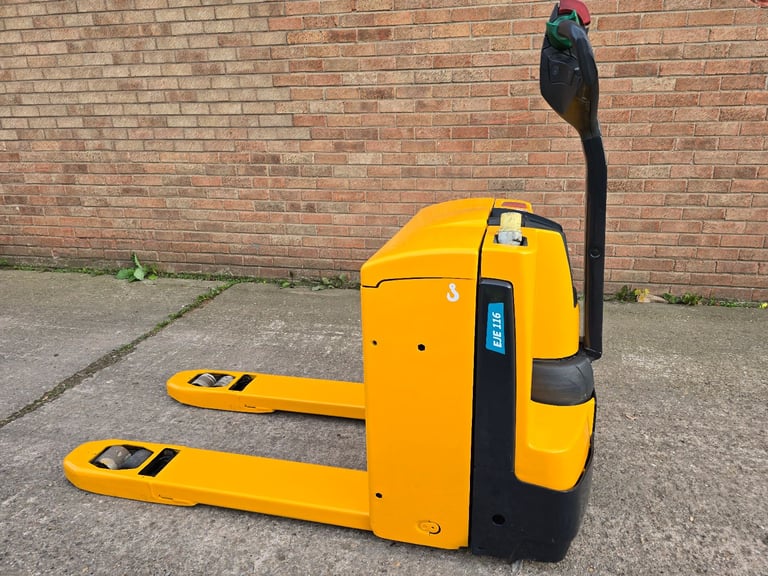 Jungheinrich EJE 116 Electric Pallet Truck 