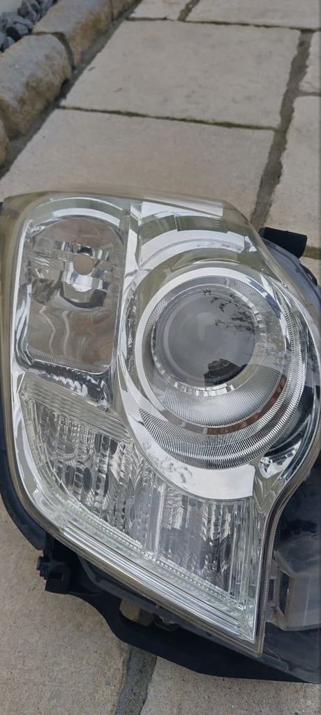 2013 Genuine Toyota Noah Headlights Headlamps