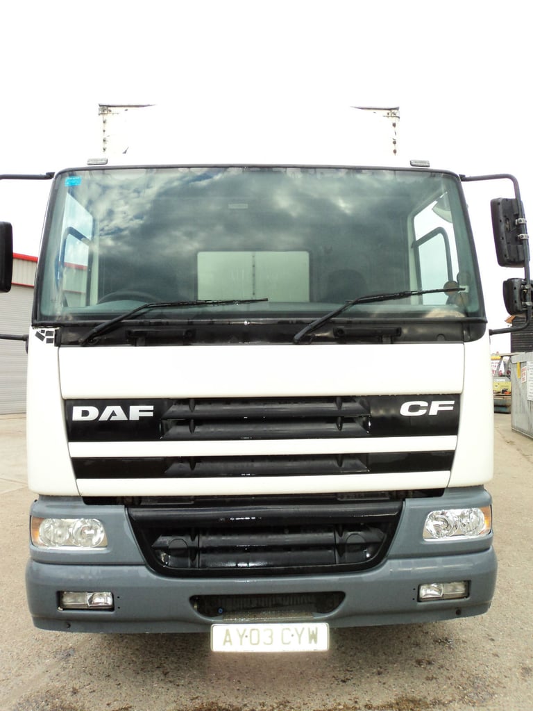 2003 LEYLAND DAF CF65 220 BOX