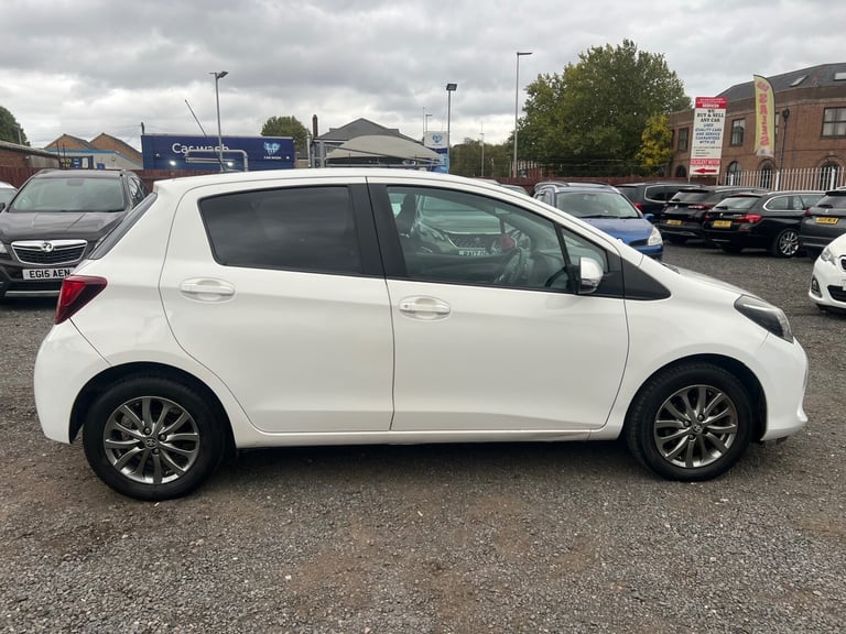 2016 Toyota Yaris 1.33 VVT-i Icon 5dr HATCHBACK Petrol Manual