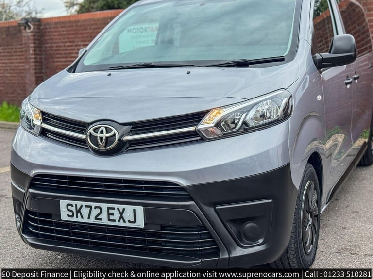 2022 Toyota PROACE CITY Verso 1.5D Combi Medium 5dr MPV DIESEL Manual