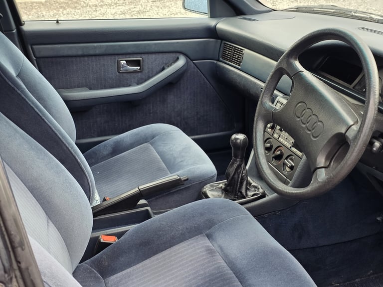 1990 Audi 100 2.3E 4dr SALOON Petrol Manual