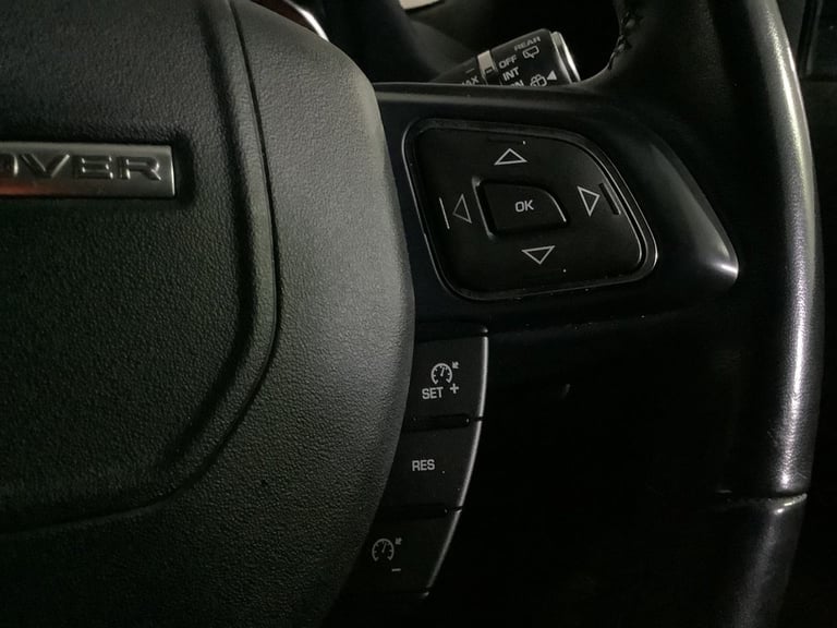 2017 Land Rover Range Rover Evoque 2.0 TD4 Landmark SUV 5dr Diesel Auto 4WD Euro 6 (s/s) (180 ps)...