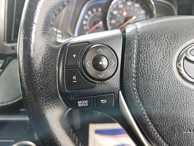 2015 15 TOYOTA RAV4 2.0 D-4D ICON SUV 5DR DIESEL MANUAL 4WD EURO 5 (S/S) (124 PS