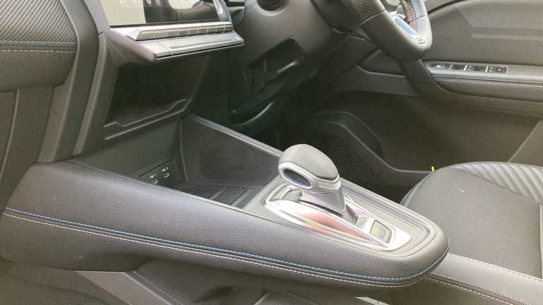 2025 Renault Symbioz 1.6 E-Tech FHEV 145 Iconic Esprit Alpine 5dr Auto Hybrid Estate Estate Hybri...