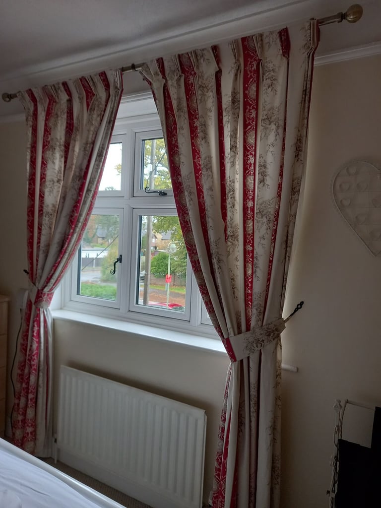 image for CURTAINS (Saint Maclou)