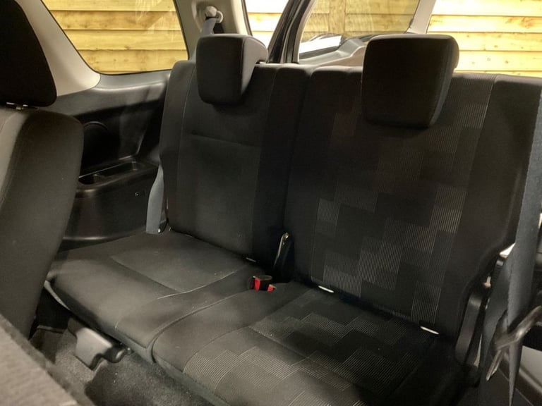 2010 Suzuki Grand Vitara 2.4 VVT SZ4 3dr Auto ESTATE PETROL Automatic