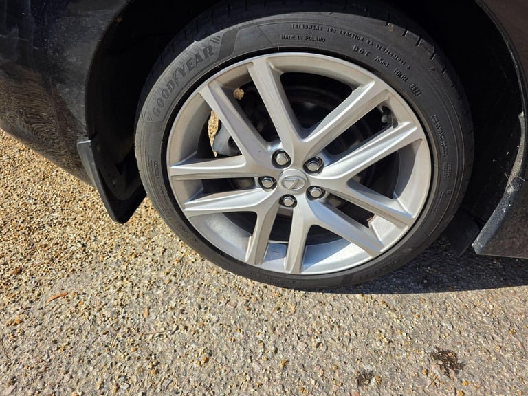 LEXUS CT 1.8 200H SE-L CVT EURO 5 SS 5DR 2011 Hybrid Automatic in Black