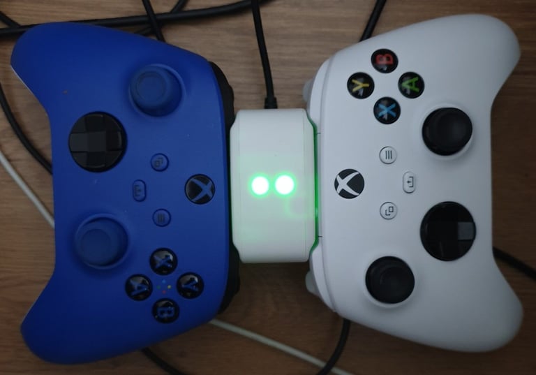 Microsoft Xbox Series S 512GB Video Game Console - White - 2 x wireless controller