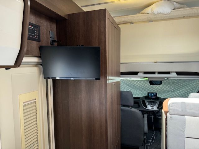 Ford, ROLLER TEAM ZEFIRO 675, 2018, 1995 (cc)