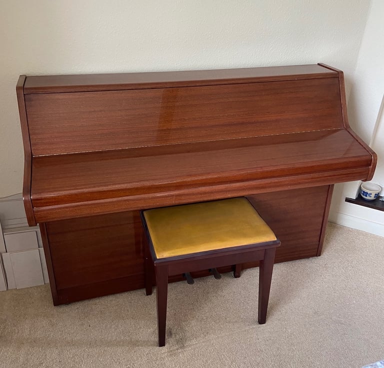 PIANO: Bentley Compact 85C Upright, in bright mahogany