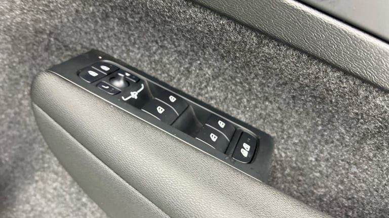 2024 Volvo XC40 Plus, B3 Mild hybrid, Petrol, Dark Estate Petrol Automatic