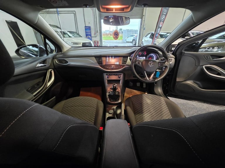 2018 68 VAUXHALL ASTRA 1.4I TURBO TECH LINE NAV SPORTS TOURER 5DR PETROL MANUAL 
