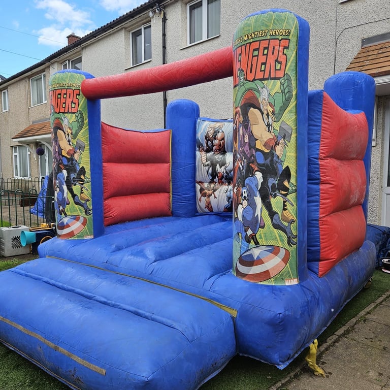 Bouncy Castle for Sale with 1.5 blower included