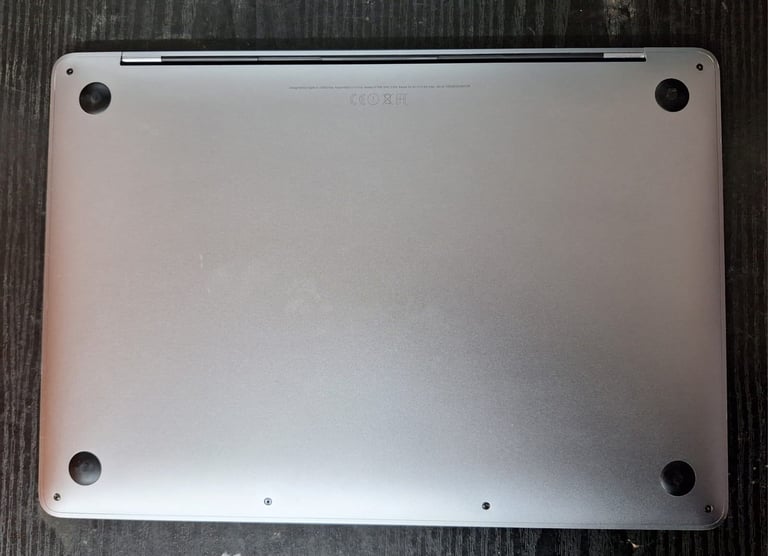 MacBook Pro (13Inch, 2017,I5 Intel core Processor, Two thunderbolts , 3 Ports) Read Desc