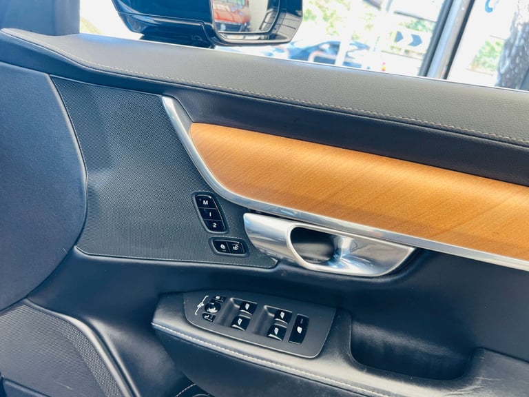 2019 Volvo S90 2.0 D4 Inscription 4dr Geartronic SALOON DIESEL Automatic