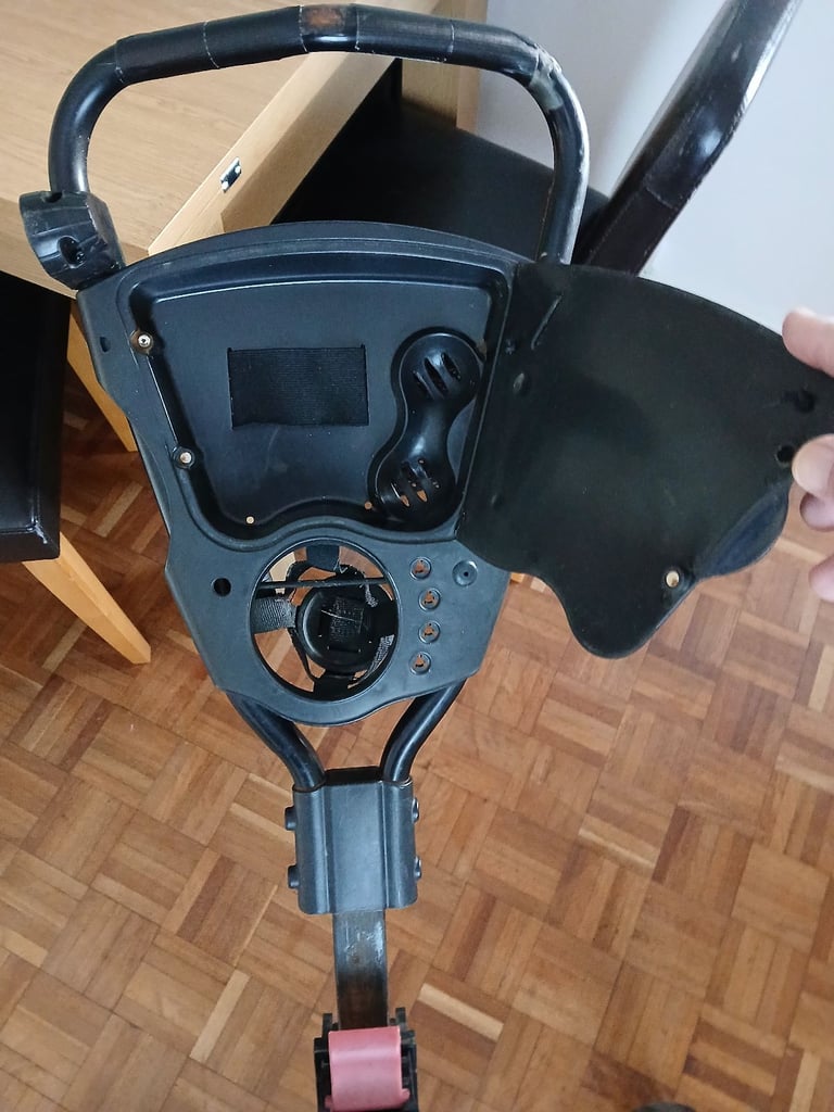 Masters 3 wheel push trolley 