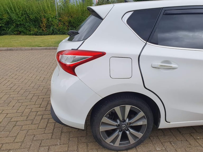 2014 Nissan Pulsar 1.2 DIG-T n-tec Euro 5 (s/s) 5dr Euro 5 HATCHBACK Petrol Manual
