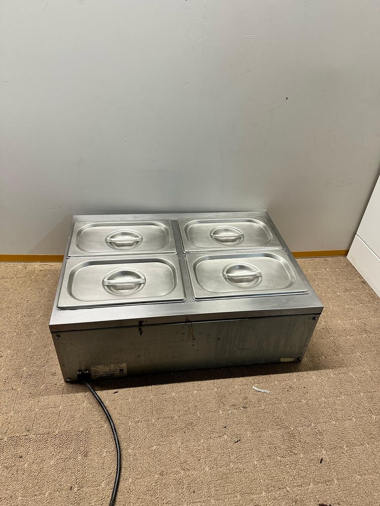 Lincat IP21B 4 pot Bain marie food warmer electric