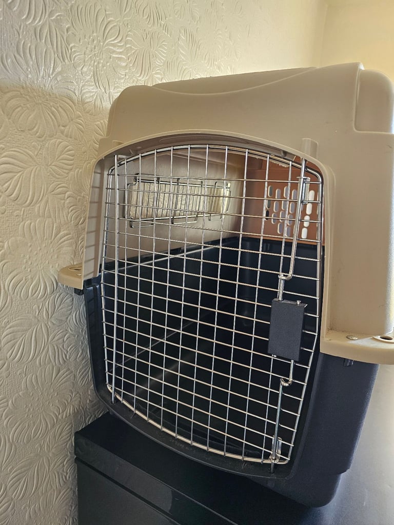 Petmate dog vari kennel £40ono