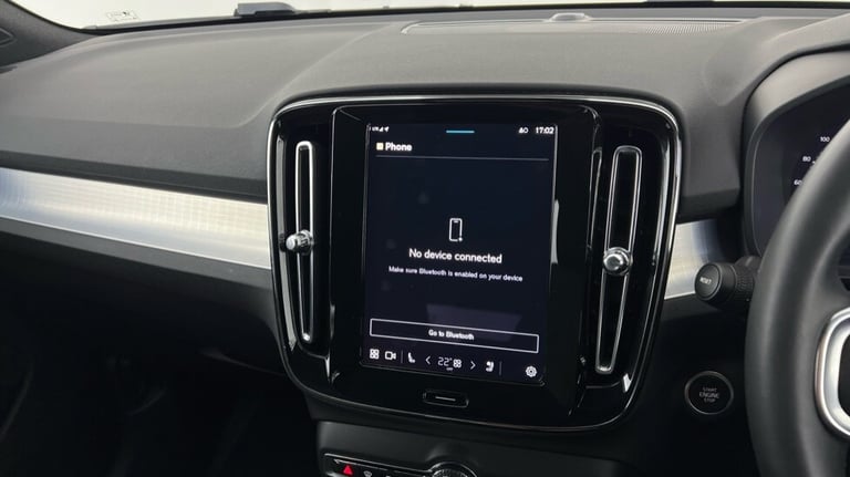 2024 Volvo XC40 Plus, B4 Mild hybrid, Petrol, Dark Estate Petrol Automatic