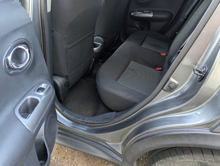 2015 Nissan Juke 1.6 Acenta 5dr Xtronic HATCHBACK Petrol Automatic