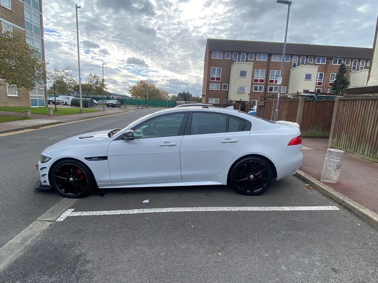 Jaguar, XE, Saloon, 2015, Other, 1999 (cc), 4 doors