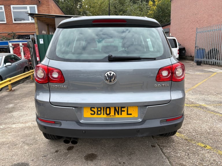 2010 Volkswagen Tiguan 2.0 TDi S 5dr ESTATE Diesel Manual
