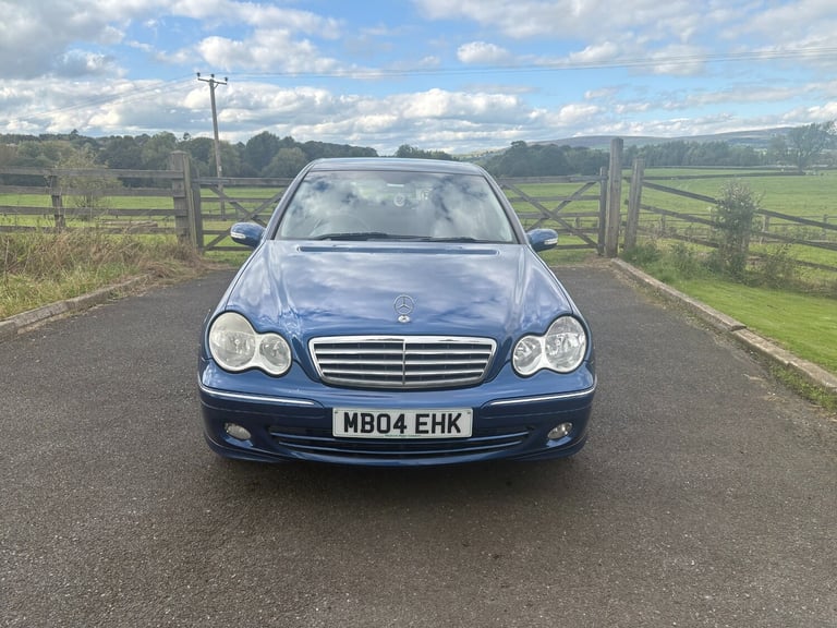 2004 Mercedes-Benz C-Class C200K Elegance SE 4dr Auto SALOON Petrol Automatic