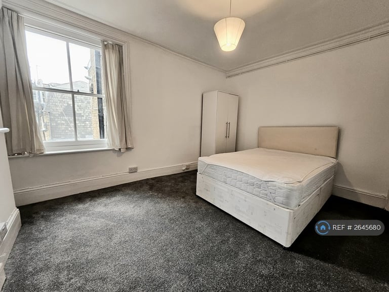 1 bedroom flat in Great Titchfield Street, Fitzrovia, W1W (1 bed) (#2645680)