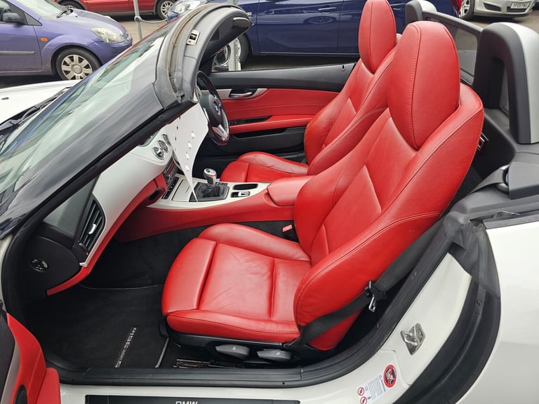 2011 BMW Z4 23i sDrive Highline Edition 2dr CONVERTIBLE Petrol Manual