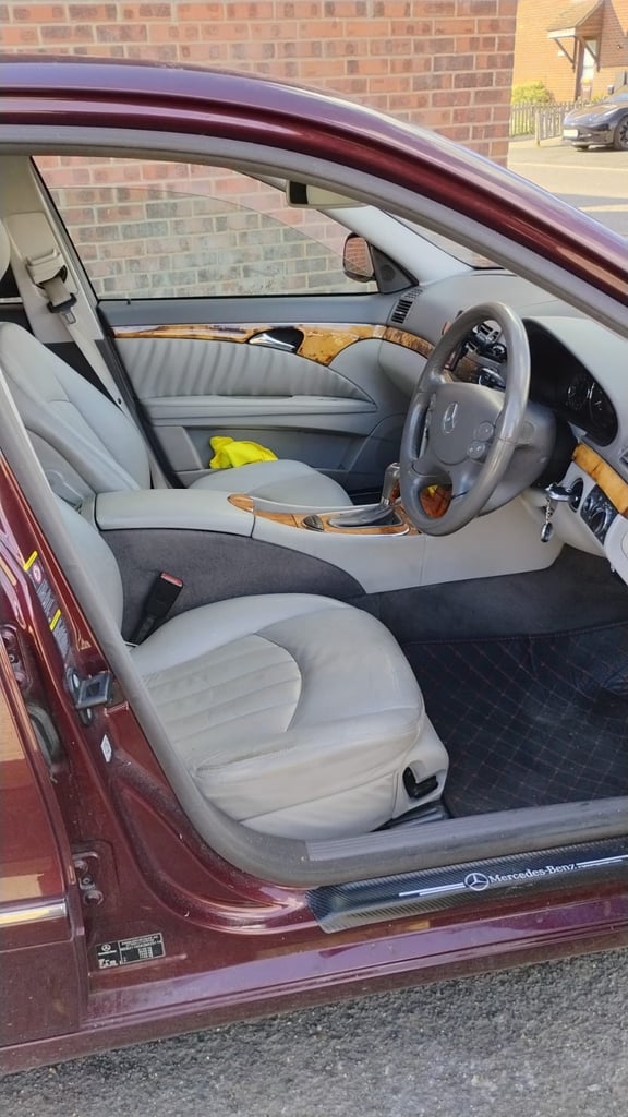 E220 CDI AUTO AVANTGARDE FACELIFT 