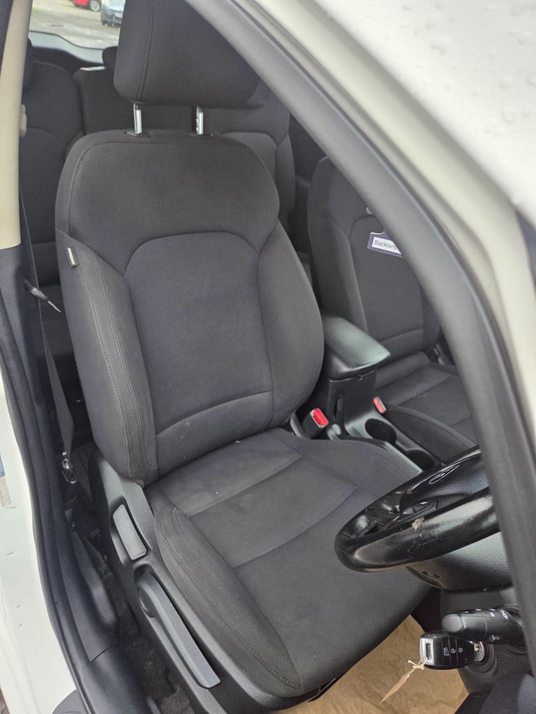 2014 Kia Carens 1.7 CRDi EcoDynamics 1 Euro 5 (s/s) 5dr MPV Diesel Manual