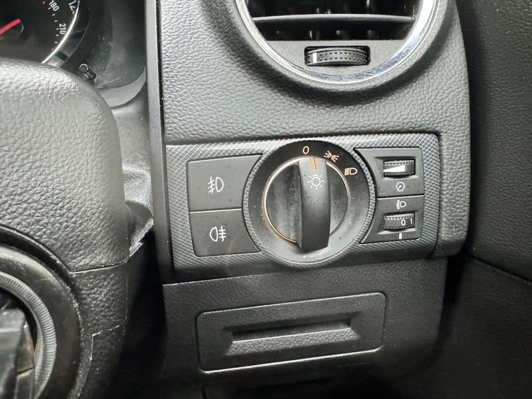 Vauxhall, ANTARA, Hatchback, 2015, Manual, 2231 (cc), 5 doors