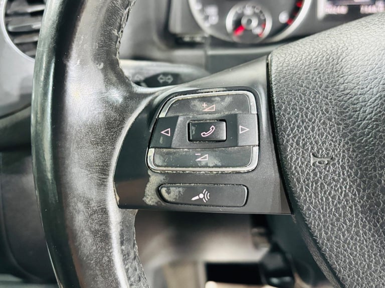 2012 Volkswagen Tiguan 2.0 TDI BlueMotion Tech SE DSG 4WD Euro 5 (s/s) 5dr ESTATE Diesel Automatic