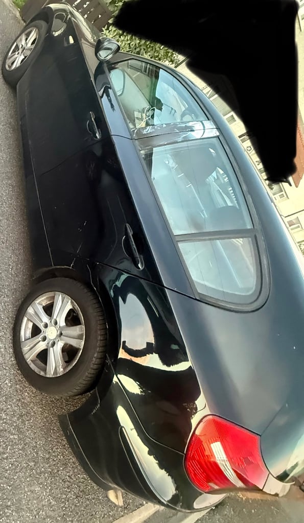 BMW, 1 SERIES, Hatchback, 2011, Manual, 1995 (cc), 5 doors